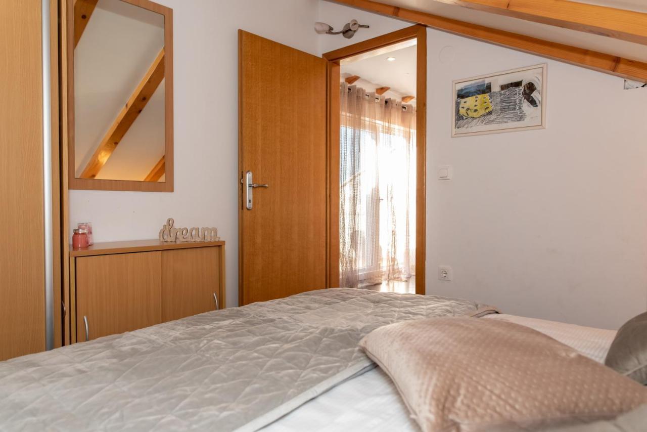 Apartments Sutalo 챠브타트 외부 사진