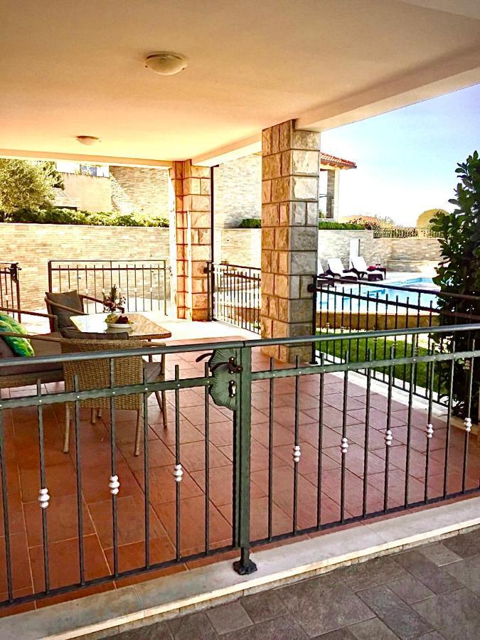 Apartments Sutalo 챠브타트 외부 사진
